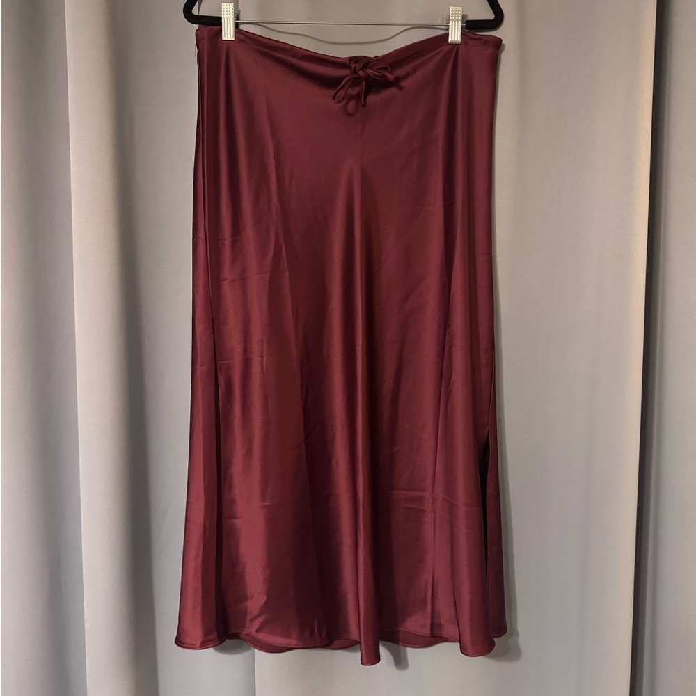 Bohemia Elegant Satin Burgundy Skirt, L